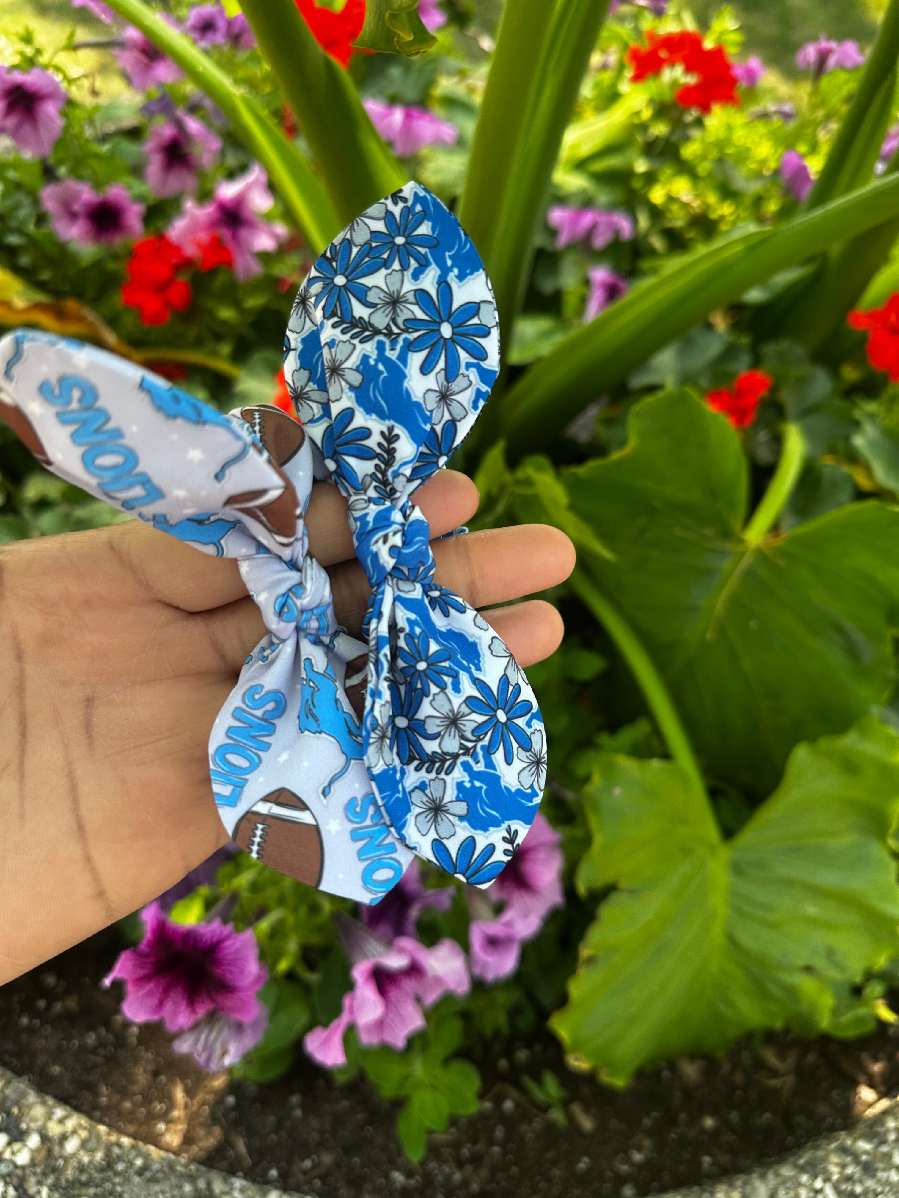 Game Day Knot Scrunchies